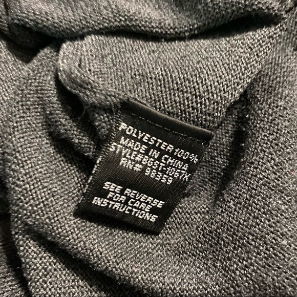 Mia Maddison Asymmetrical Hem Pullover Sweater - Picture 5 of 5